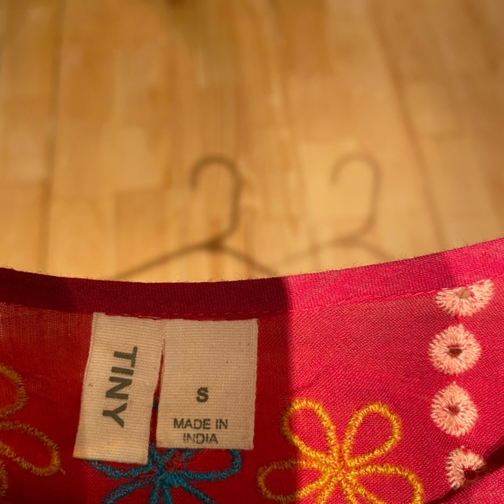 Red cotton crop top with bead work - Picture 6 of 13